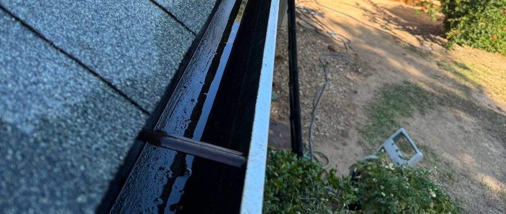 Gutter Cleaning Services